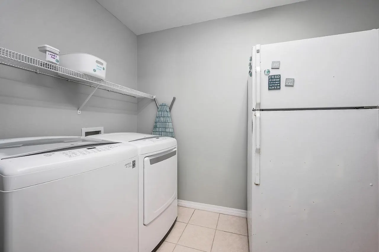 Private Beach Access, Fenced Yard & Pet Friendly, Pool, Cabana Life Beach House Destin