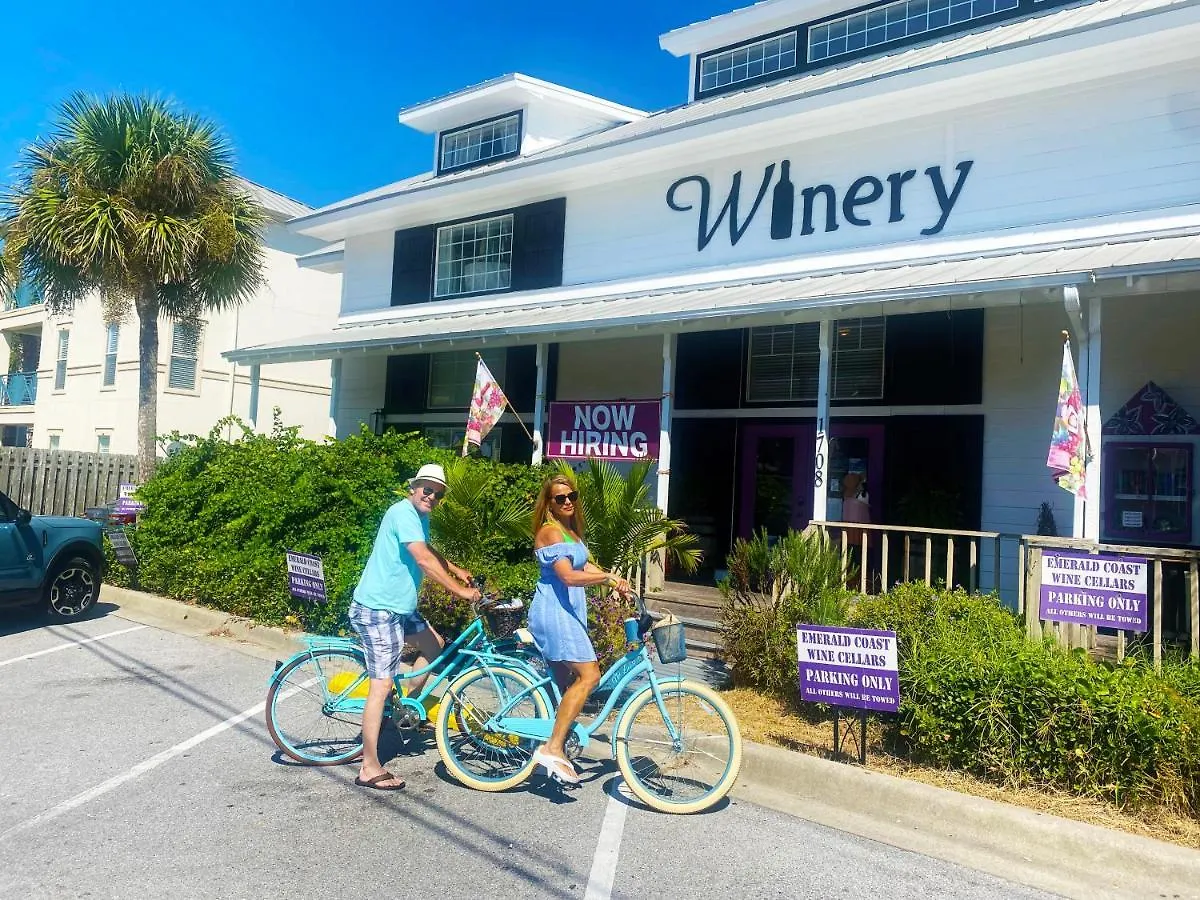 Private Beach Access, Fenced Yard & Pet Friendly, Pool, Cabana Life Beach House Destin