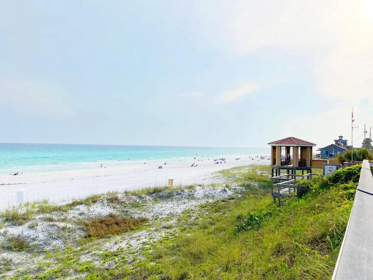 Holiday home Private Beach Access, Fenced Yard & Pet Friendly, Pool, Cabana Life Beach House Destin