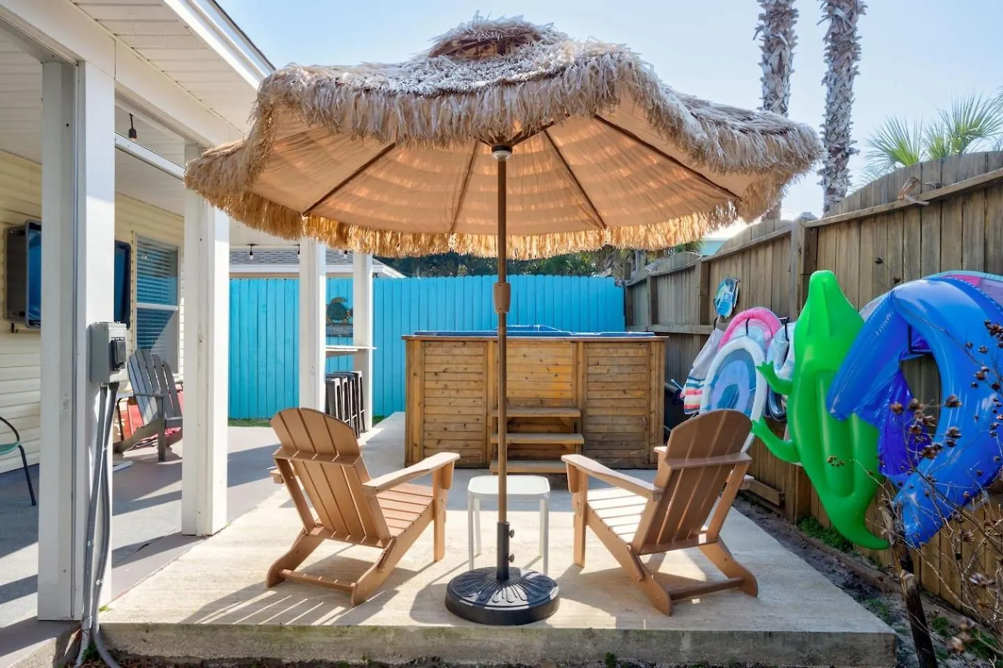 Holiday home Private Beach Access, Fenced Yard & Pet Friendly, Pool, Cabana Life Beach House Destin